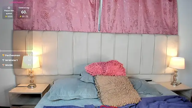 mia__gv Adlı Modelin Canlı XXX Sohbeti