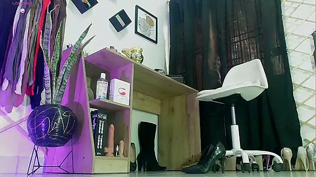 myla_sarah Live XXX-Chat