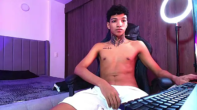 عرض كام im_Usuga