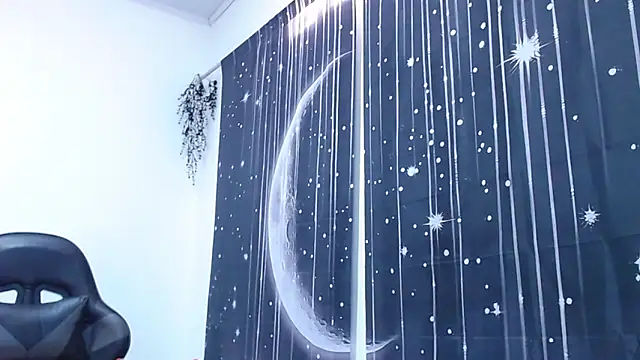 Hikaryfire 现场XXX聊天