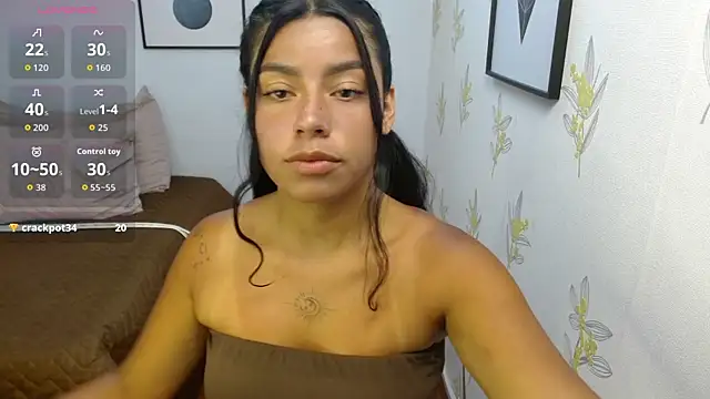 แชท XXX สดของ Laia_white