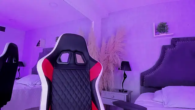 Czat XXX na żywo – CarolineFyre