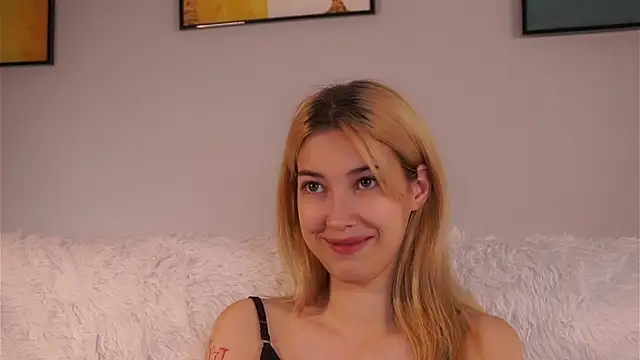 Chatroom XXX en direct de AngelicRice