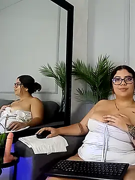 Kathyharriiss: онлайн-секс-чат