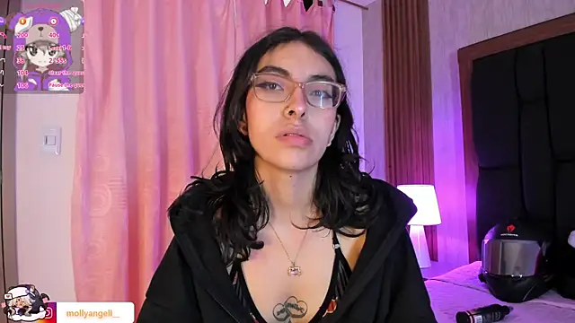 Molly_A: онлайн-секс-чат