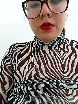 ytzi_opss: онлайн-секс-чат