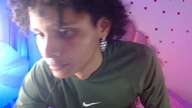 Pokazy przed kamerką – elio_fox