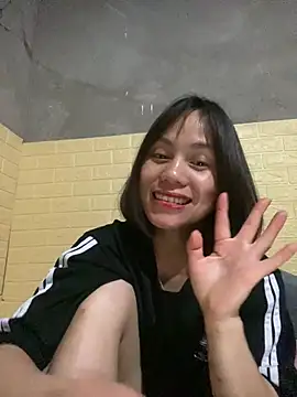 Sarahkiu live XXX chat