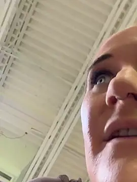 Chat XXX en directo de lolabunny9