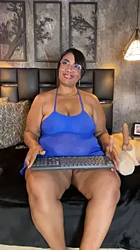 แชท XXX สดของ AranzalatinBlaks1