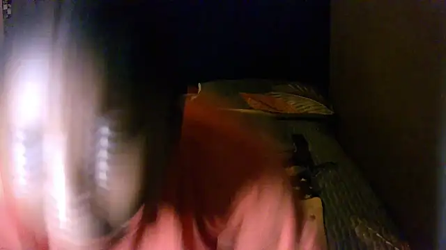 Chat XXX en directo de FREAKBARBIE02