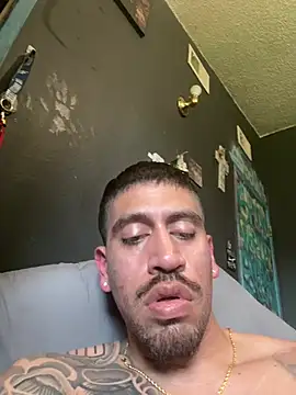 busnfatnutsLildee: διαδικτυακό σόου στην κάμερα