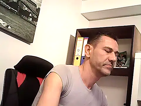 Chat +18 de mastercharisma35 ao vivo