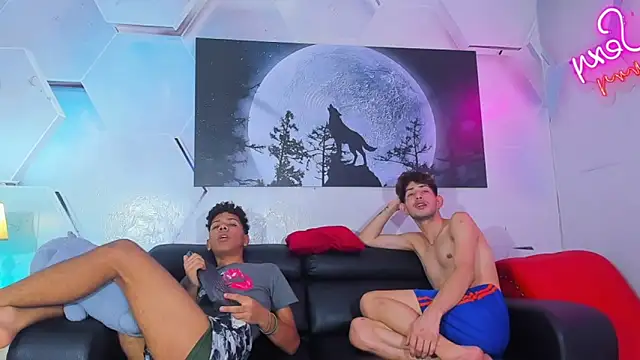 Spicy_guys Adlı Modelin Web Kamerası Şovu