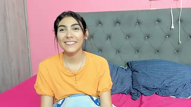 Онлайн чат XXX ariloe_quintero