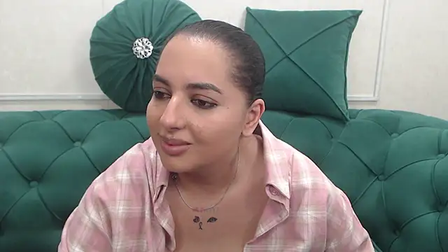 BustyAllyy Chat XXX in diretta