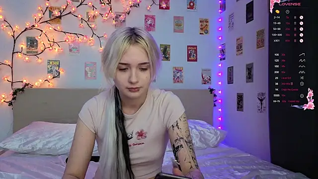 XXX chat uživo modela Nasy