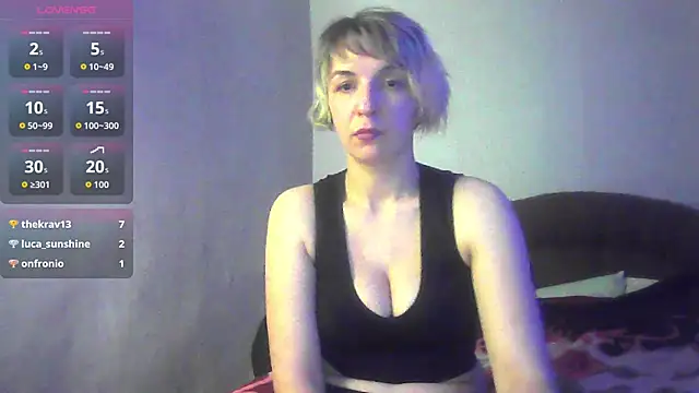 XXX chat uživo modela Lana_Foxyy