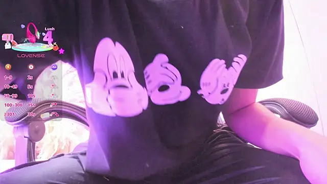 KarelyMitchelのライブXXXチャ  ット