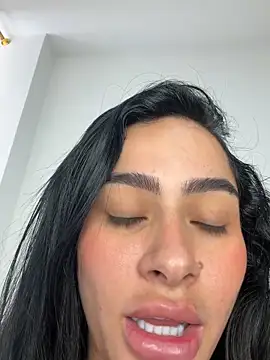 XXX chat uživo modela MoraFit_