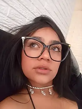 baby-skinnd লাইভ XXX চ্যাট