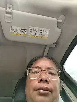 __valentina18のライブXXXチャット