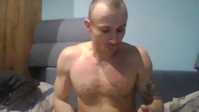 Show modela chceciedalsiebie na web-kameri