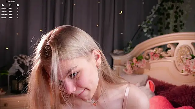 EdlinAlliston Live XXX Chat