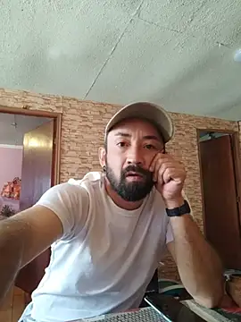 Chatroom XXX en direct de Tristan40@xh