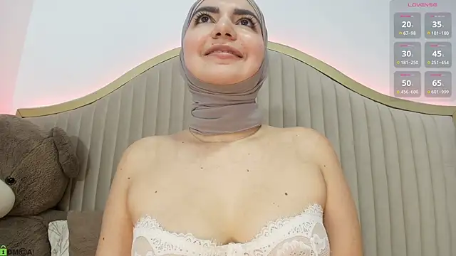 dalilasaadi_ Adlı Modelin Web Kamerası Şovu