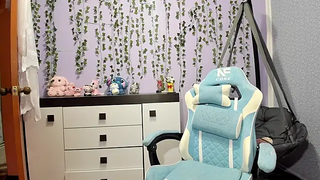 Yoonhee_ki's Live XXX Chat