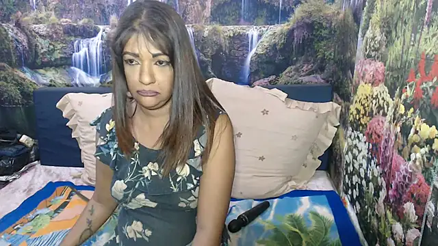 indianaqua's Live XXX Chat