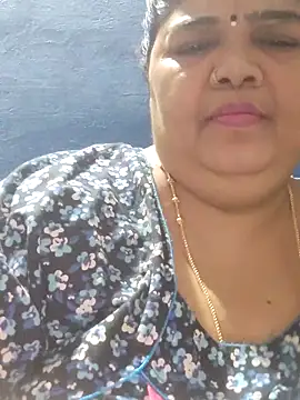 Chatroom XXX en direct de tamilthanushri