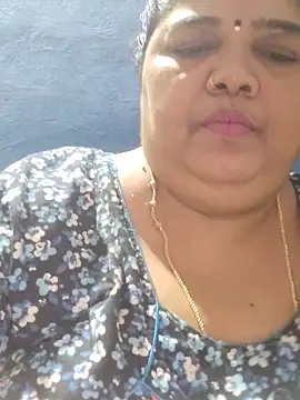 Chatroom XXX en direct de tamilthanushri