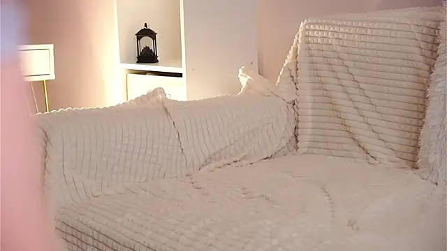 Chat +18 de SunnivaCovil ao vivo