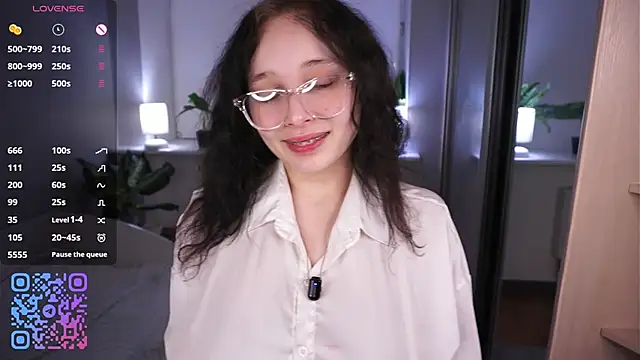 แชท XXX สดของ HannaHayles