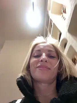 VikaBunny1 라이브 XXX 채팅