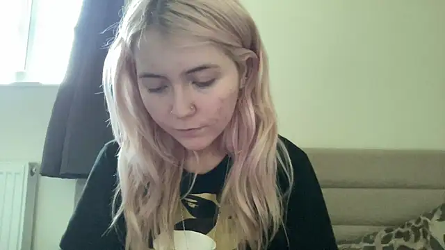 Blondie_Sofia_Essexbabe 라이브 XXX 채팅