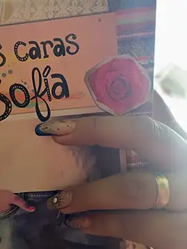 Živý XXX chat Kaily_Sweet16