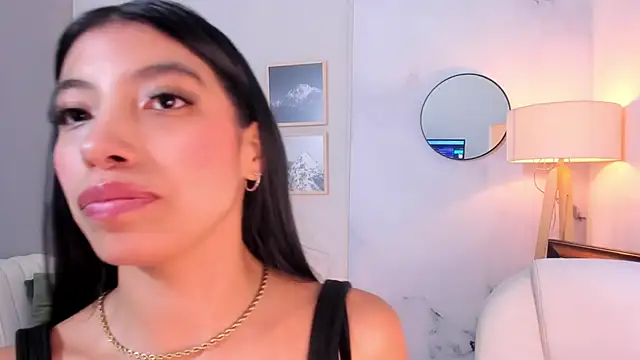 دردشة Tiffany_Low الجنسية المباشرة