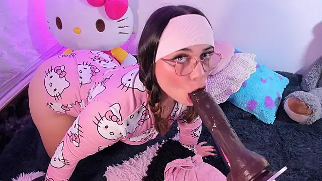 CassieBigass_ 라이브 XXX 채팅