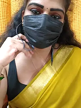 soundharya_tamil's Live XXX Chat