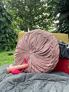 AliceMrtnz: онлайн-секс-чат