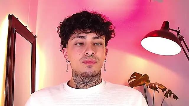 stevennavarro Live XXX Chat