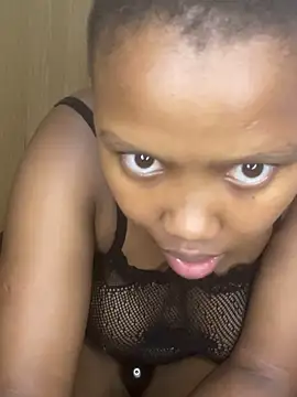 Prettiestheavenly 即時 XXX 聊天