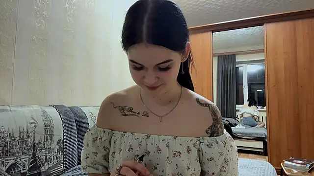 BellaLuxury 即時 XXX 聊天