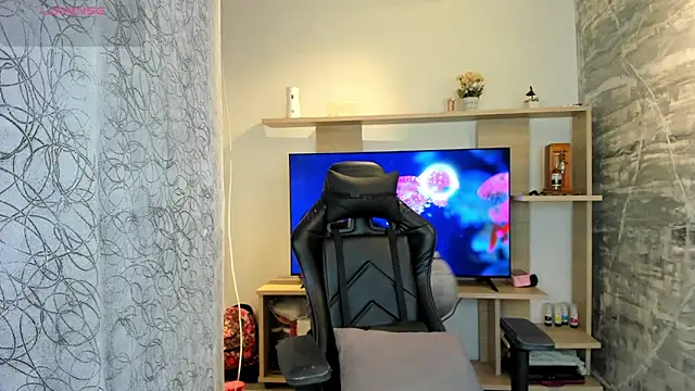 Pertunjukan Kamera Web nahomyrusell