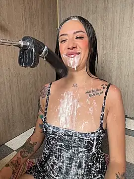 ValentinaBianchi 웹캠 쇼