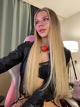 MistressMommyKateのウェブカメラショー