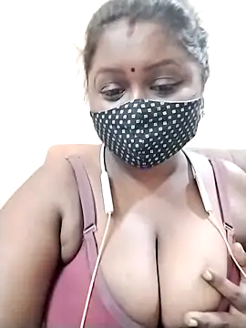 แชท XXX สดของ Tamil-Dhara